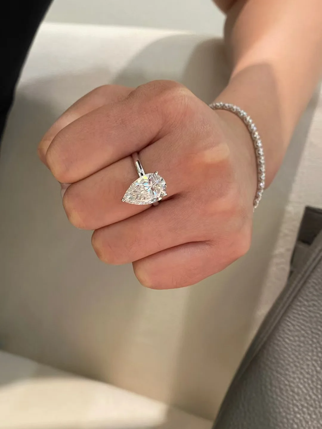 AEAW 14k White Gold Pear Cut 1 - Body Jewelry Vch 评论和价格