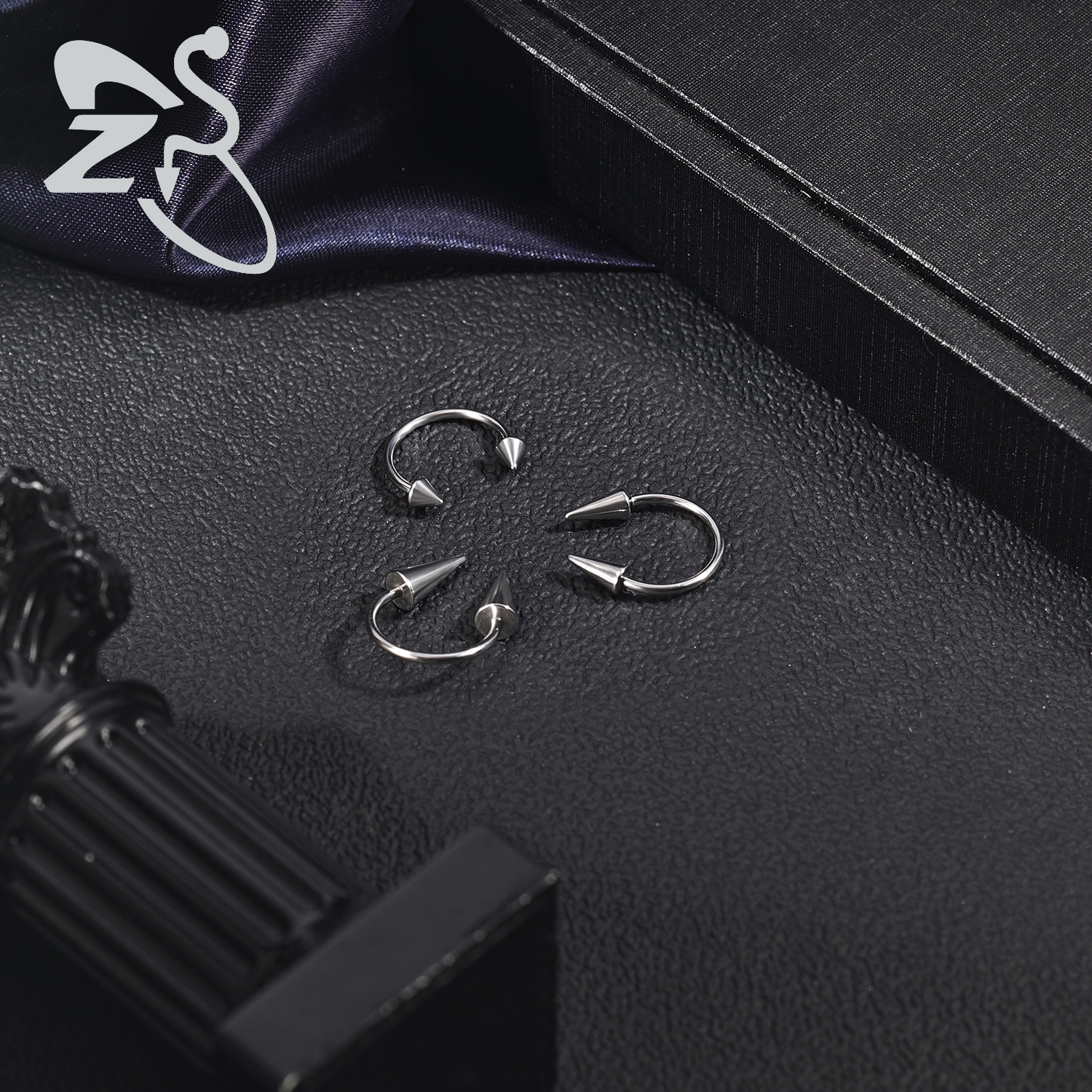 ZS 1PC 16G/18G Spike Nose Ring - Body Jewelry Internally Threaded 评论和价格