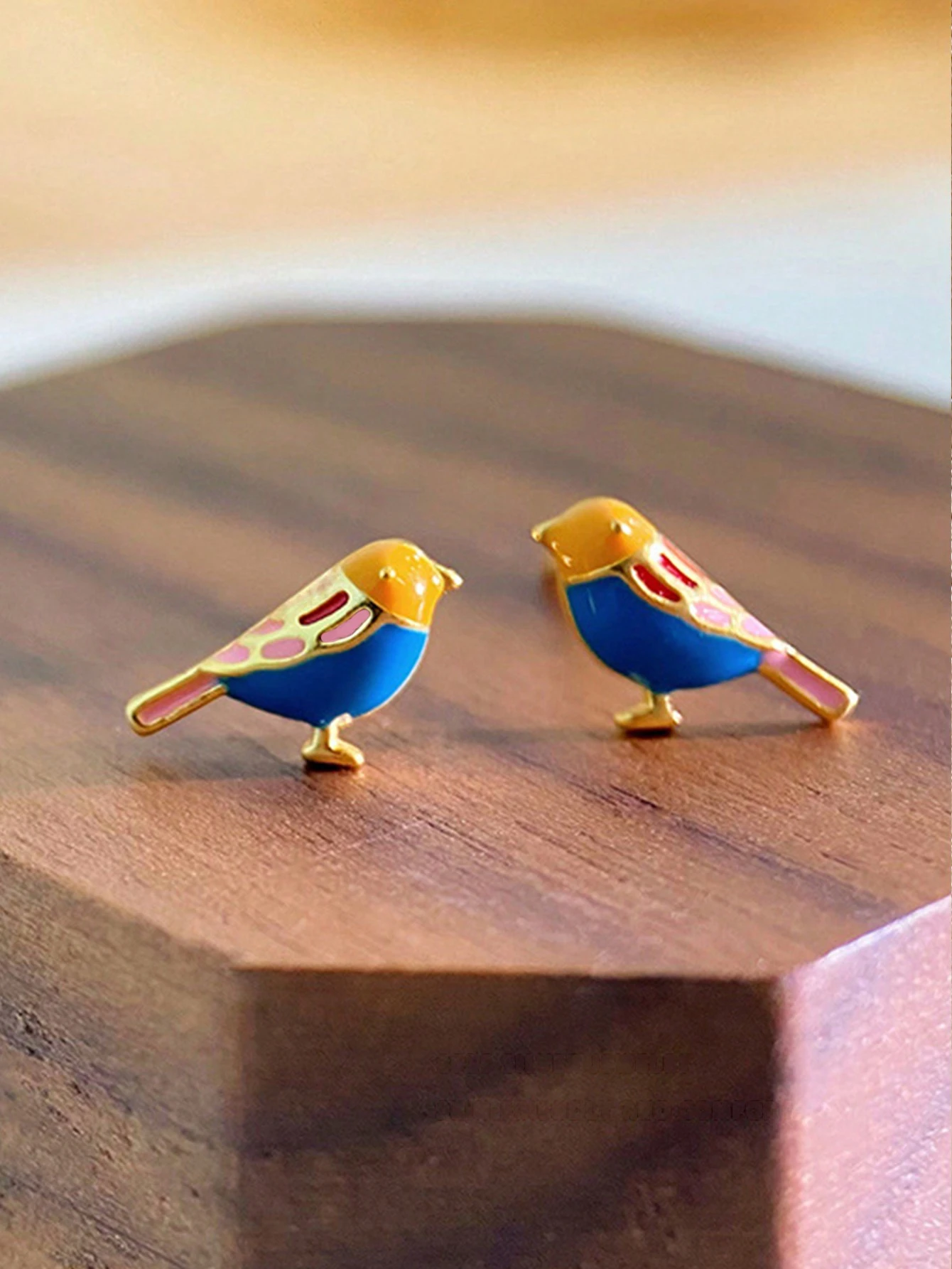 2pcs Pastel Enamel Bird Stud E - Yellow Body Jewelry 评论和价格
