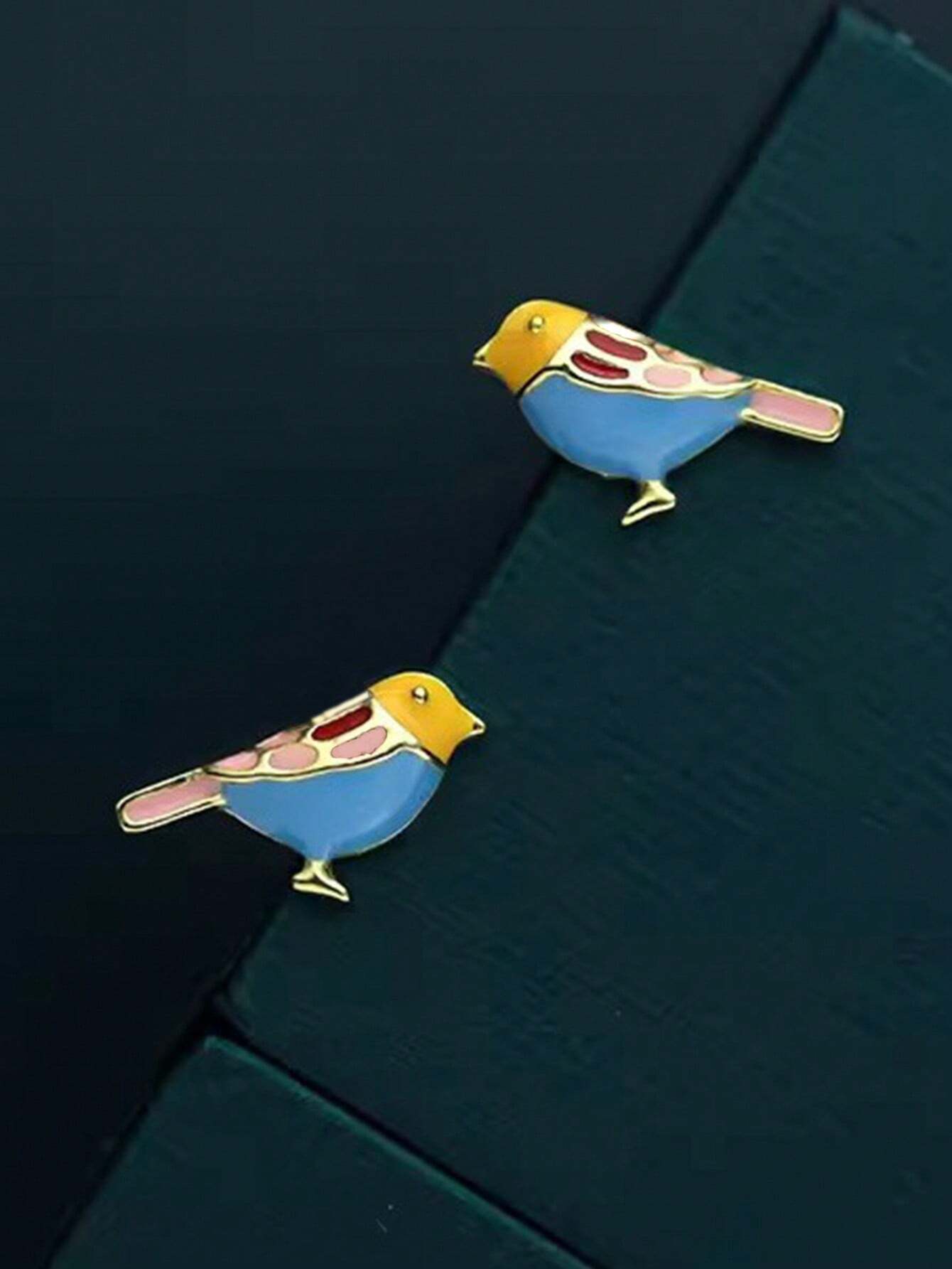 2pcs Pastel Enamel Bird Stud E - Yellow Body Jewelry 评论和价格