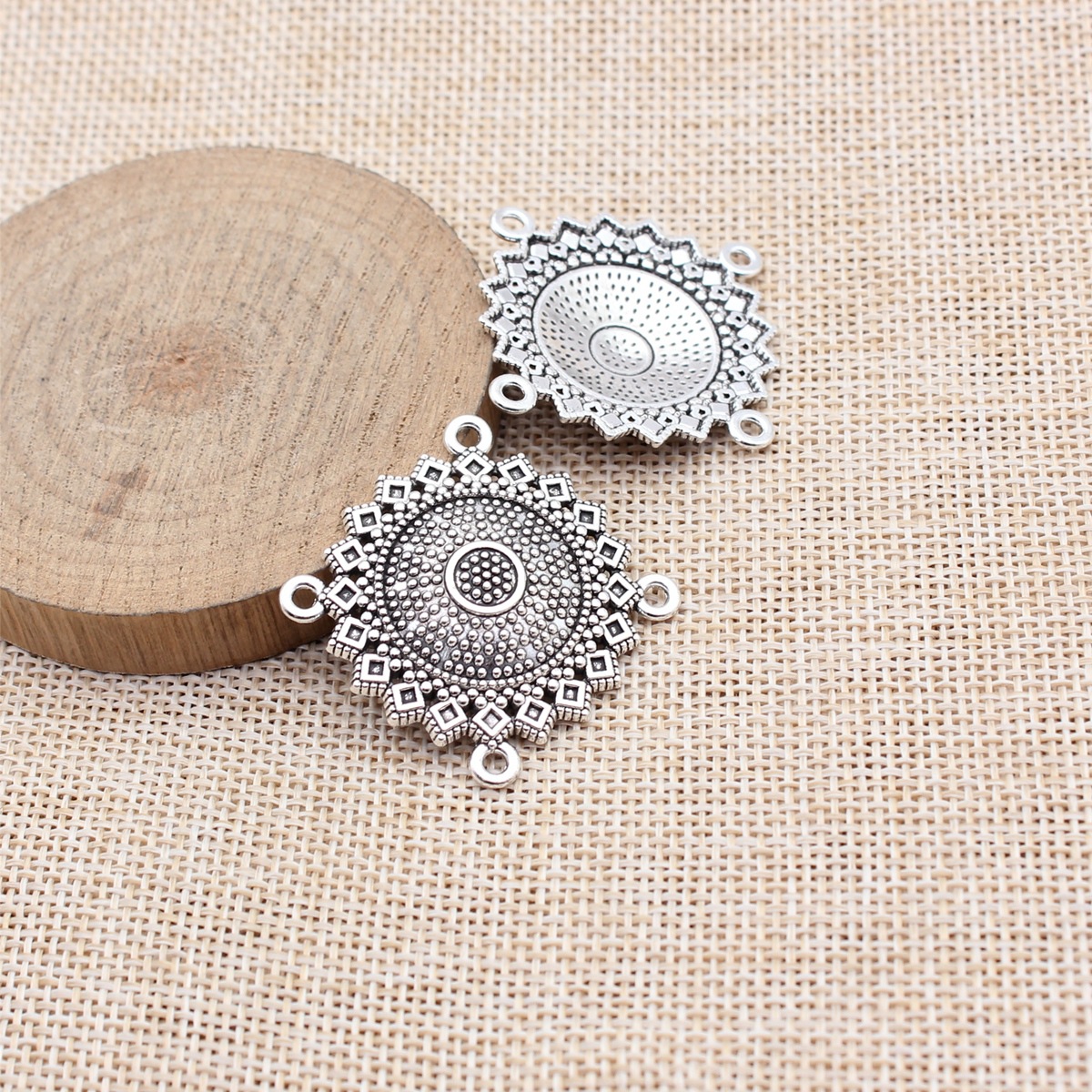 20pcs 32x32mm(1.26x1.26inch) 2 - Body Jewelry Materials 评论和价格